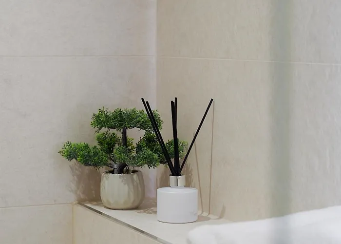 Kotzebue - Kalamaja Neutral Chic, Effortlessly Elegant At Kalamaja Apartment