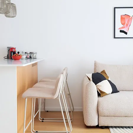 Kotzebue - Neutral Chic, Effortlessly Elegant At Kalamaja Apartament Tallin