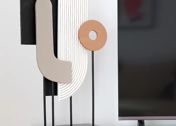 Kotzebue - Kalamaja Neutral Chic, Effortlessly Elegant At Kalamaja Apartman